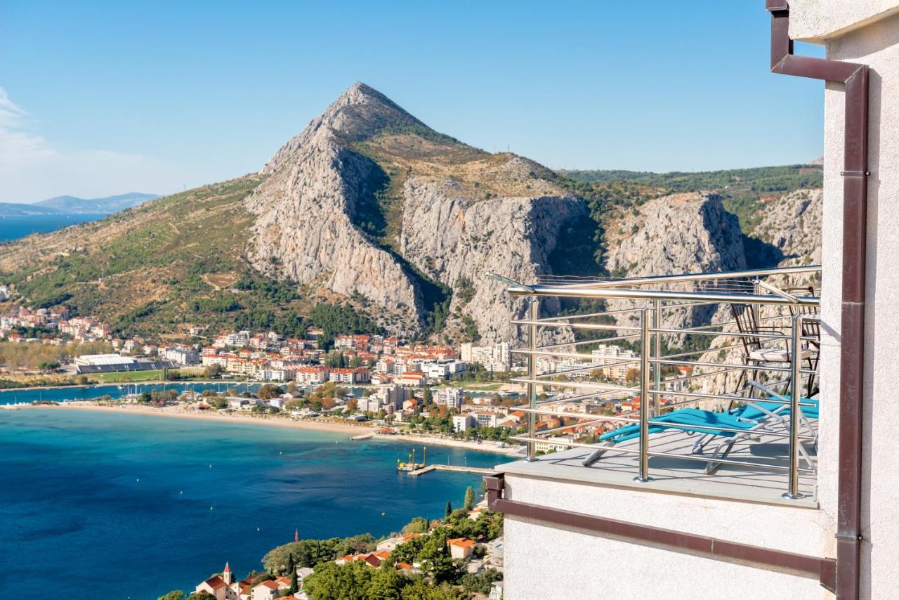 Pikolo Apartments Omis Tice Dış mekan fotoğraf