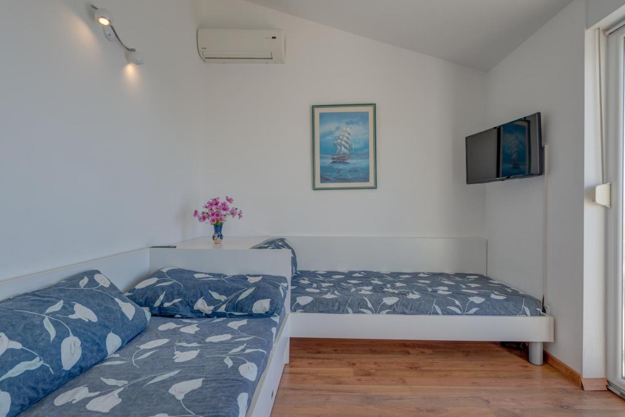 Pikolo Apartments Omis Tice Dış mekan fotoğraf